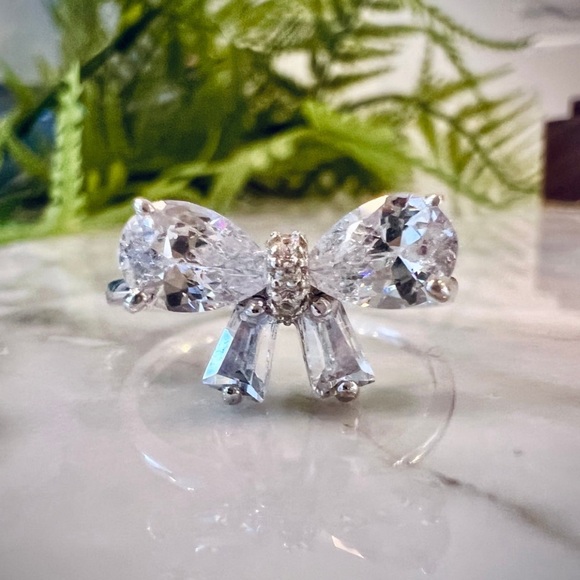 Unique Diamond Bow Ring Size 9. 14K White Gold 925 Ring Pear Cut & Baguettes - Picture 11 of 12